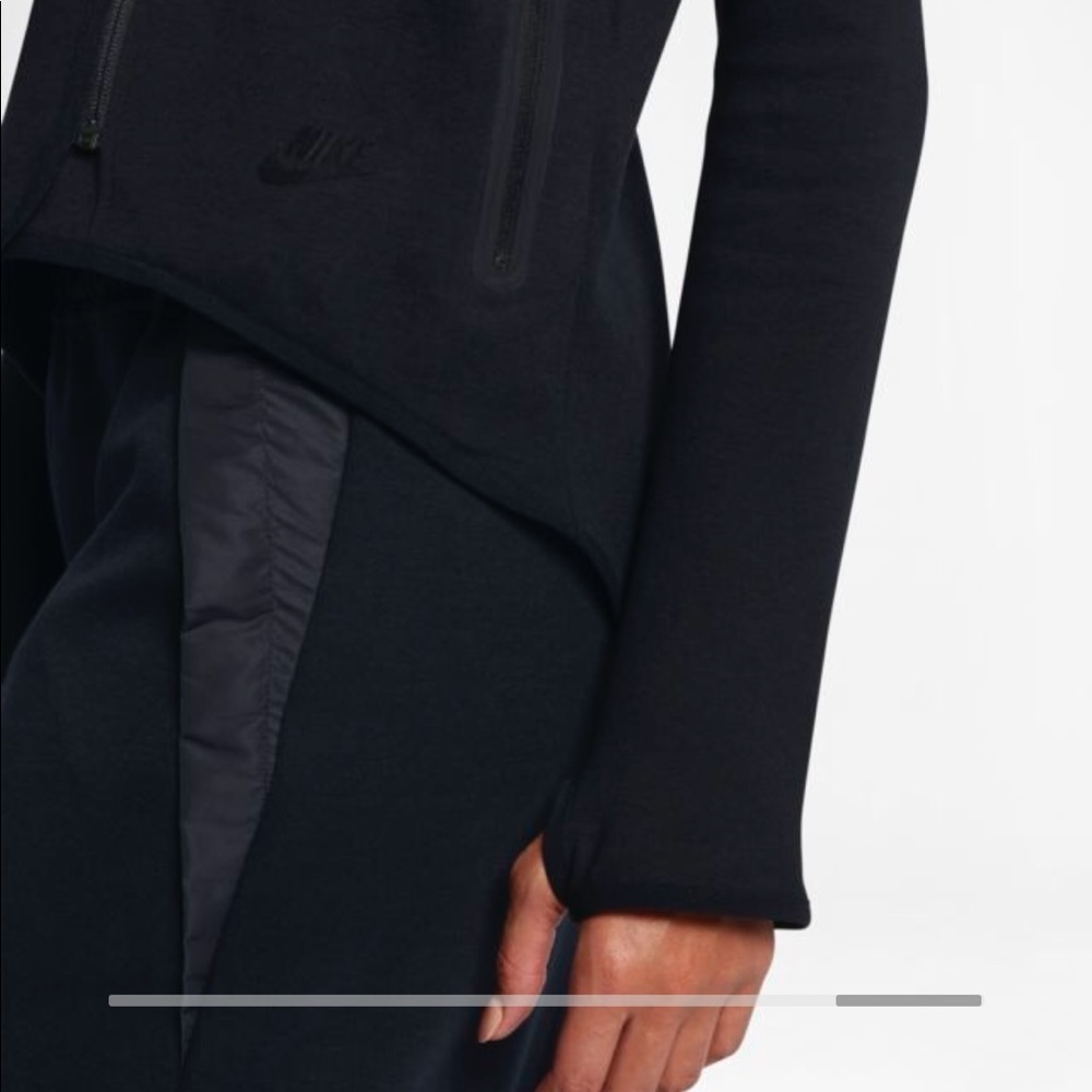 Nike Tech Fleece Cape Hoodie